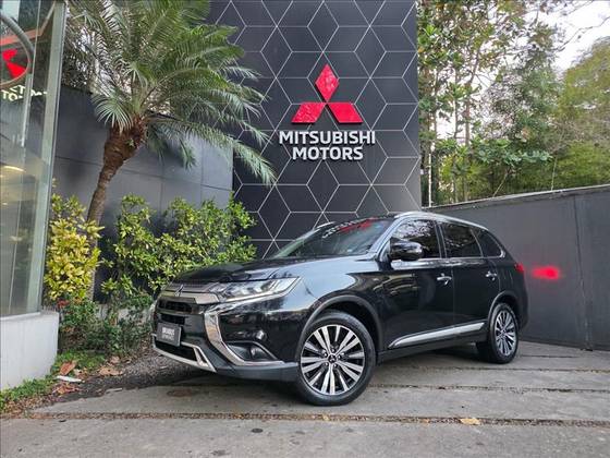 MITSUBISHI OUTLANDER 3.0 MIVEC V6 GASOLINA HPE-S AWD AUTOMÁTICO MITSUBISHI OUTLANDER 3.0 MIVEC V6 GASOLINA HPE-S AWD AUTOMÁTICO